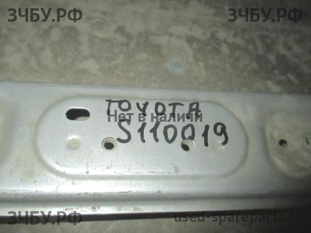 Toyota Corolla (E14 - E15) Панель передняя (телевизор)
