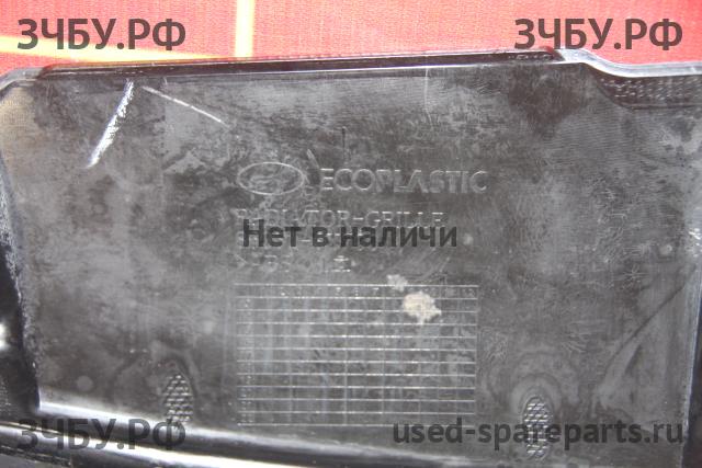 Hyundai Elantra 3 Решетка радиатора