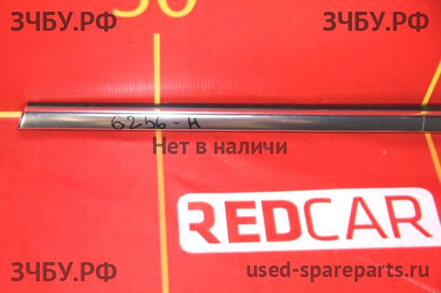 Opel Astra J Молдинг двери задней правой