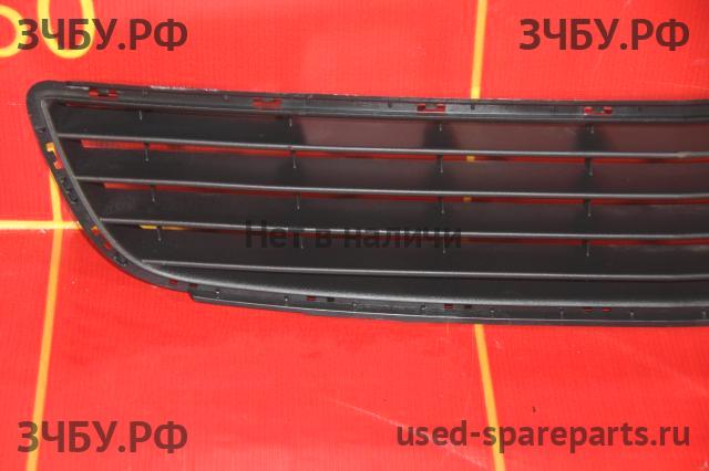 Opel Zafira B Решетка в бампер