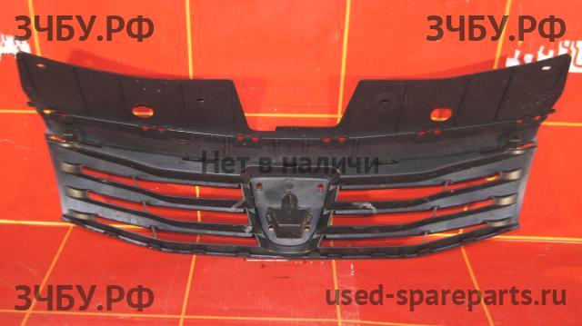 Renault Logan 1 Решетка радиатора