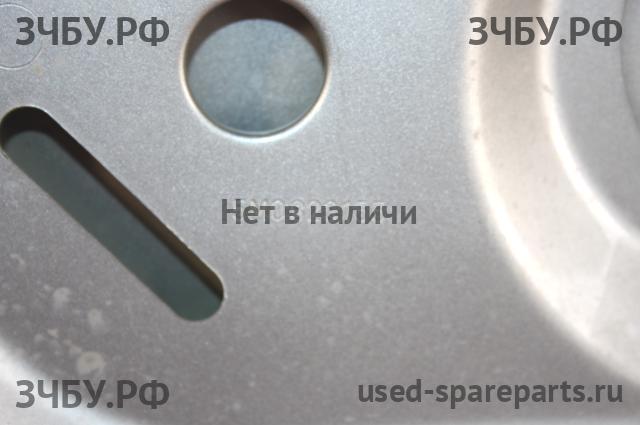 Volkswagen Golf 5 Plus Капот