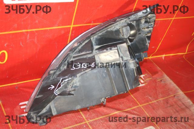 Opel Zafira B Фара правая