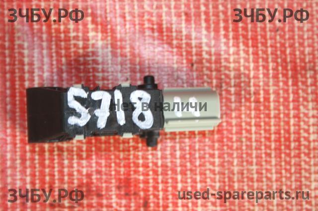 Toyota Camry 7 (V50) Датчик удара AIR BAG (SRS)