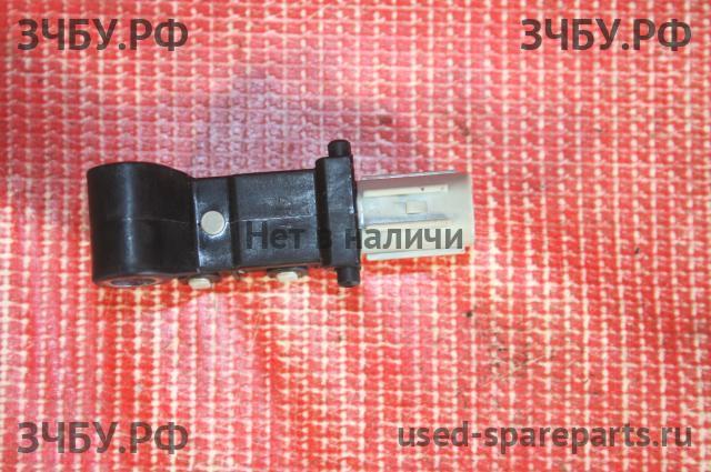Toyota Camry 7 (V50) Датчик удара AIR BAG (SRS)
