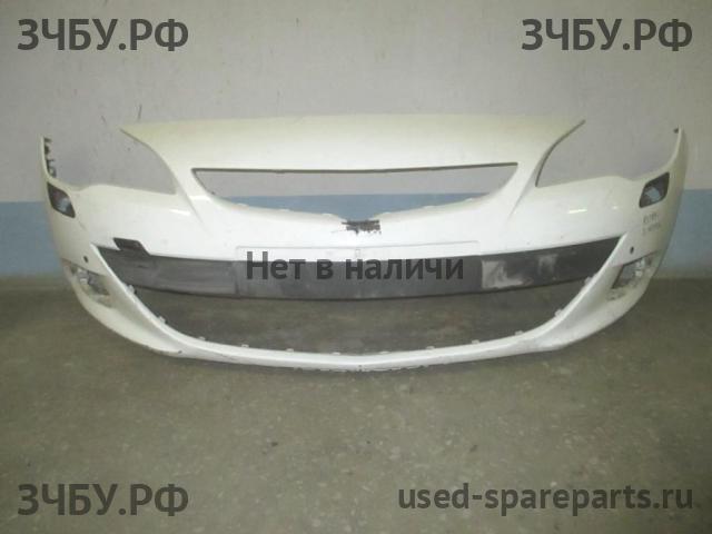 Opel Astra J Бампер передний