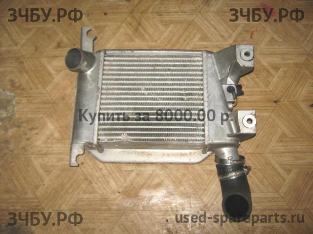 Nissan NP300 1 (D40) Интеркулер