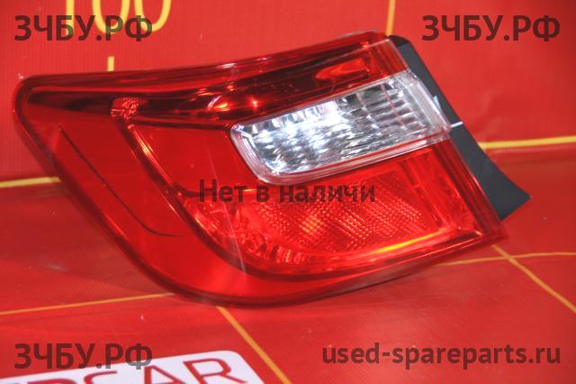 Toyota Camry 7 (V50) Фонарь левый
