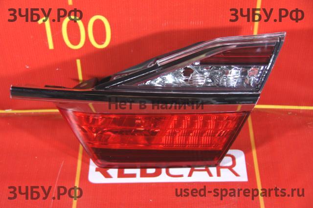 Toyota Camry 7 (V50) Фонарь правый