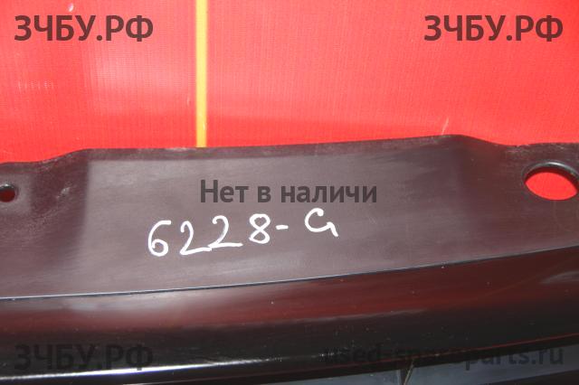 Volkswagen Jetta 6 Решетка радиатора