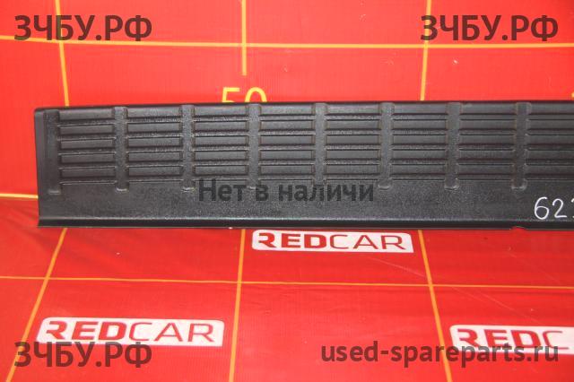 Toyota Hi Lux (3) Pick Up Накладка заднего бампера