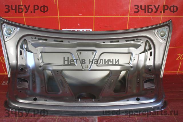 Volkswagen Passat B7 Крышка багажника