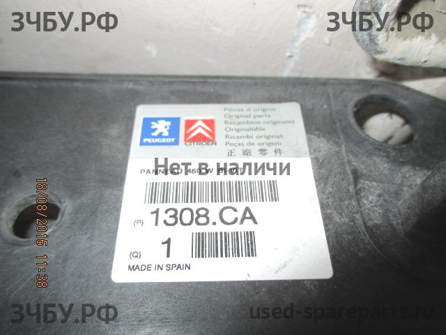 Citroen Berlingo 1 (M59) Рестайлинг Панель передняя (телевизор)
