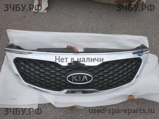 KIA Sorento 2 Решетка радиатора