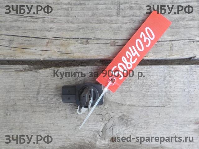 Toyota Auris 1 (E150) Расходомер воздуха (массметр)