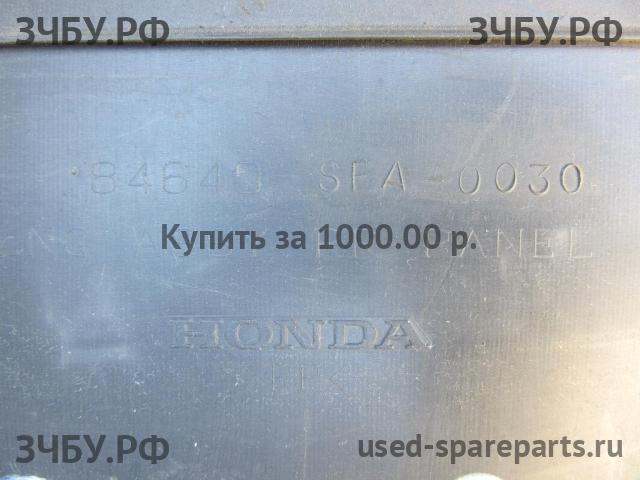 Honda Accord 7 Обшивка багажника