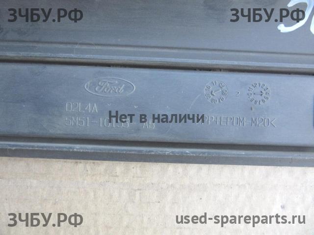 Ford Focus 2 (рестайлинг) Накладка на порог левая