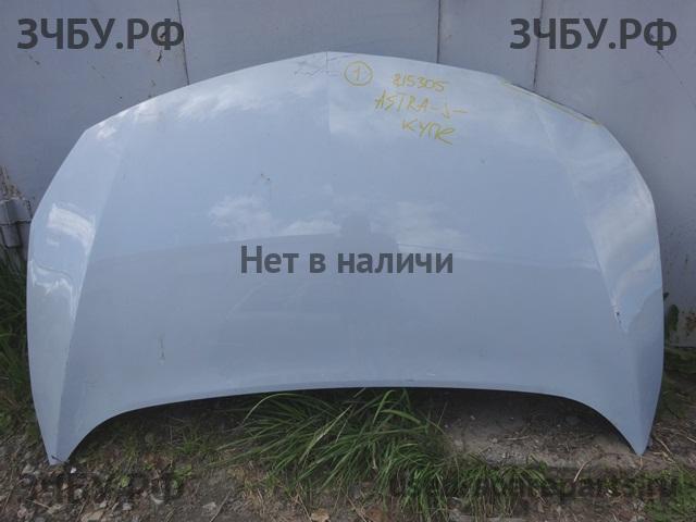 Opel Astra J Капот