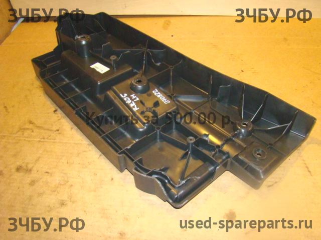 Land Rover Range Rover 3 (LM) Обшивка багажника