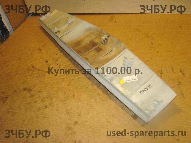 Land Rover Range Rover 3 (LM) Накладка