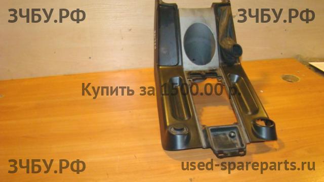 Land Rover Range Rover 3 (LM) Консоль между сиденьями (Подлокотник)