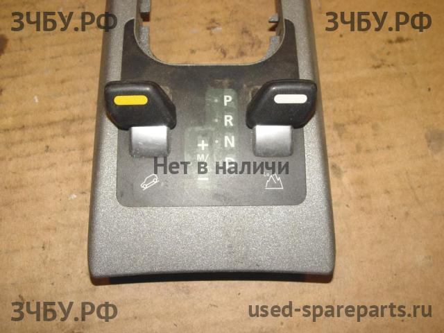 Land Rover Range Rover 3 (LM) Накладка декоративная на кулису (консоль)