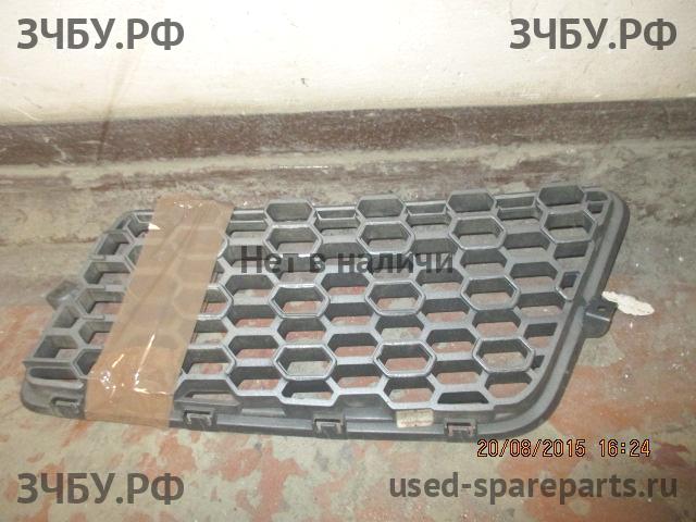 Mitsubishi L200 (4)[KB] Решетка радиатора