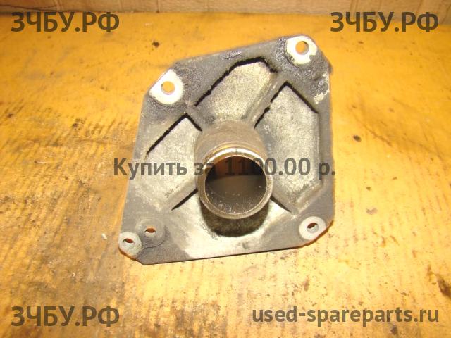 Land Rover Range Rover 3 (LM) Кронштейн полуоси (привода)