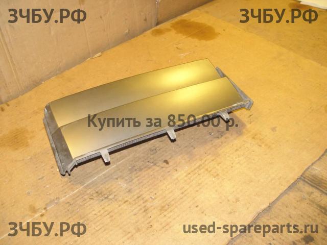 Land Rover Range Rover 3 (LM) Накладка крыла переднего левого