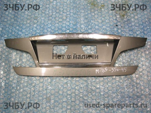 Infiniti M 35/45 [Y50] Накладка на дверь багажника