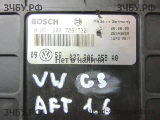 Volkswagen Golf 3 Блок управления двигателем