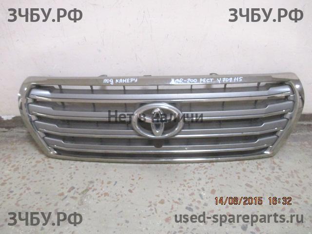 Toyota Land Cruiser 200 Решетка радиатора