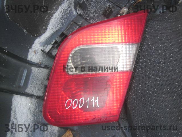 Mitsubishi Carisma (DA) 2000-> Фонарь правый