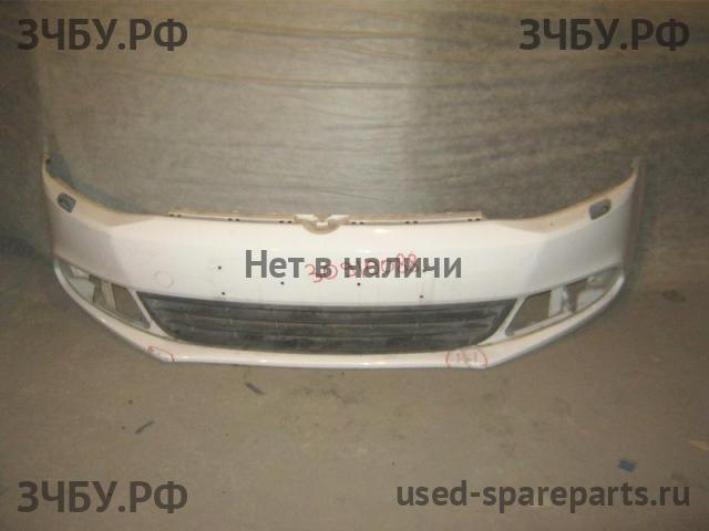 Volkswagen Jetta 6 Бампер передний