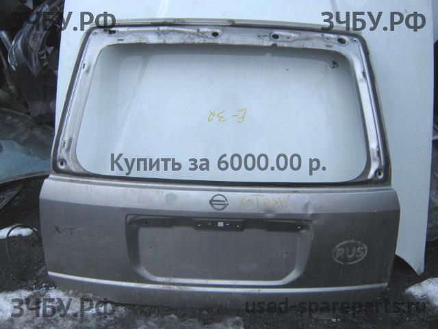 Nissan X-Trail 1 (T30) Дверь багажника