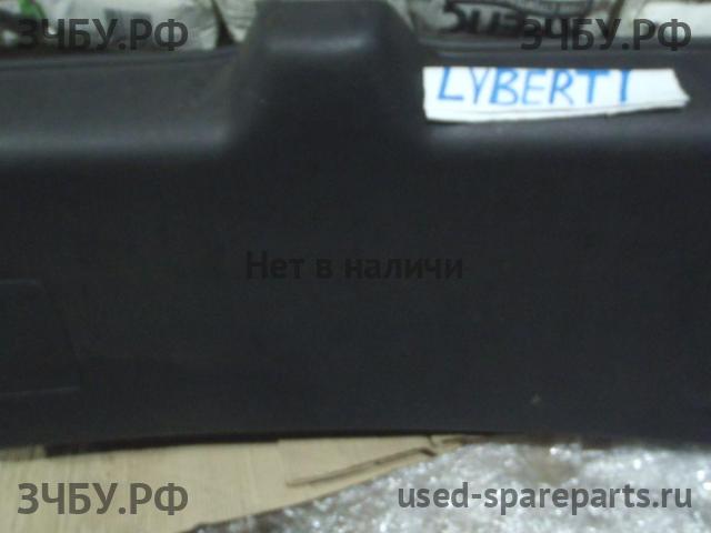 Jeep Liberty 1 Обшивка двери багажника