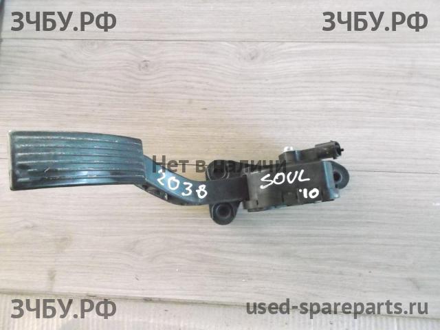 KIA Soul 1 Педаль газа