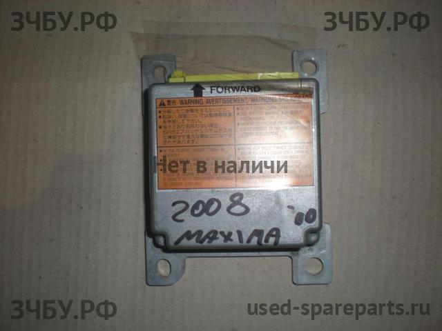 Nissan Maxima 3 (CA33) Блок электронный