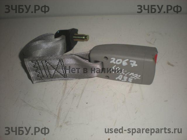Nissan Maxima 3 (CA33) Ответная часть ремня безопасности