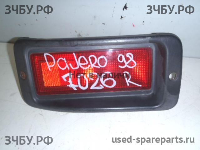 Mitsubishi Pajero/Montero Sport 1 (K9) Фонарь задний в бампер правый