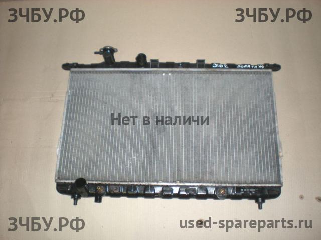 Hyundai Sonata 5 Радиатор основной (охлаждение ДВС)