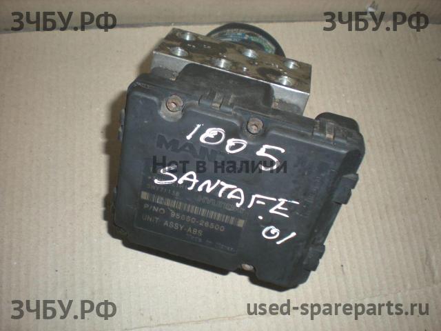 Hyundai Santa Fe 1 (SM) Блок ABS (насос)