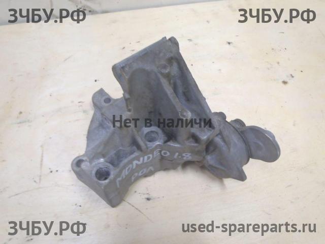 Ford Mondeo 3 Кронштейн ролика натяжения ремня