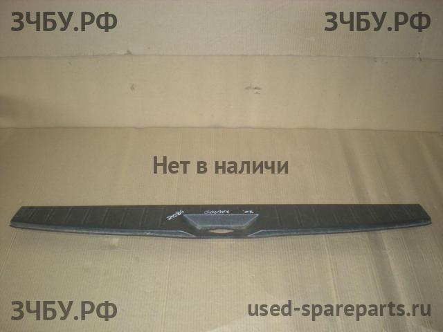 Ford Galaxy 1 Накладка задней панели