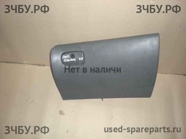 Ford Galaxy 1 Бардачок