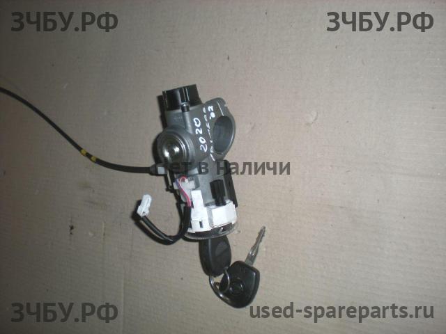 Nissan Primera P12 Замок зажигания