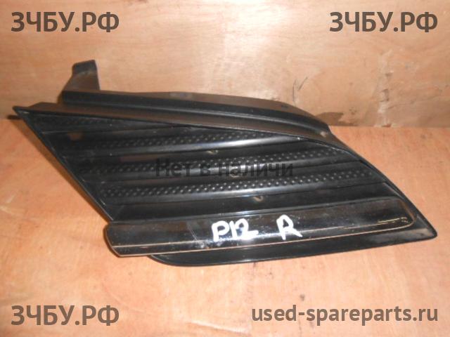 Nissan Primera P12 Решетка радиатора