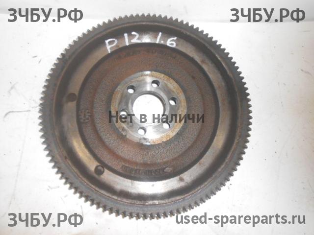 Nissan Primera P12 Маховик