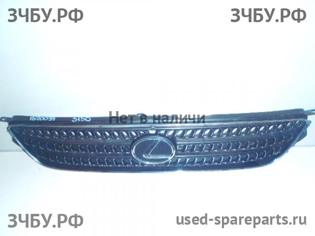 Lexus IS (1) 200/300 Решетка радиатора