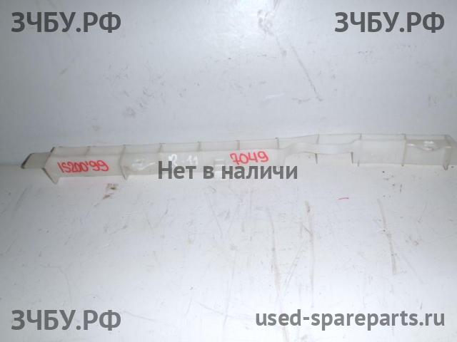 Lexus IS (1) 200/300 Кронштейн